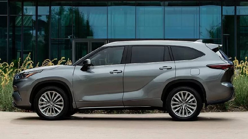 Кроссовер Toyota Highlander получил юбилейную версию 2