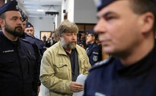 Украина подала запрос об экстрадиции из Польши археолога Александра Бутягина, задержанного в Варшаве по требованию Киева из-за раскопок в Крыму. Решение об экстрадиции предстоит принять польскому суду, сообщает RMF FM.  Сотрудника Эрмитажа Бутягина задержа