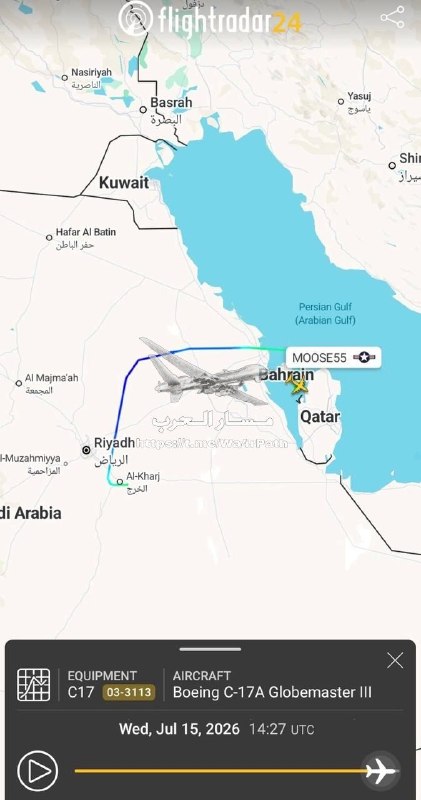— 🇬🇧/🇧🇭/🇺🇸 שני מטוסים צבאיים המובילים נוסעים ומטענים, C-17A Globemaster III השייך לחיל האוויר האמריקנ…