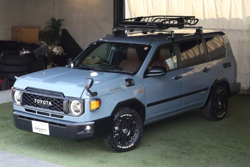 Японцы сделали Крузак из бюджетного универсала — Toyota Probox превратили в нечто похожее на Land Cr 2