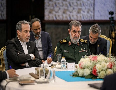 הפגישה המרובעת של איראן, פקיסטן, טורקיה וסעודיה החלה בטהרן הפגישה המרובעת של איראן, פקיסטן, טורקיה וסעודיה…