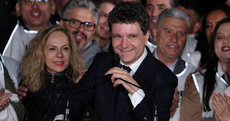 Moderates win weekend elections in Romania, Poland, Portugal