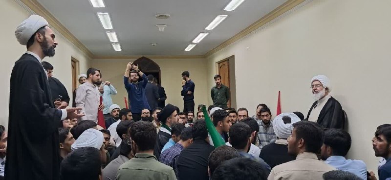 خبرگزاری حوزه: 🔻امام جمعه تهران:🔹گام دوم انقلاب، وصیتنامه امام شهید برای نسلی است که باید راه را ادامه دهد حجتالاسلام والمسلمین حاج ع