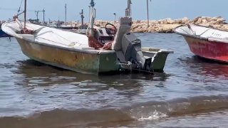 התמונות האחרונות של זיהום הנפט בחוף הדרומי של קשם