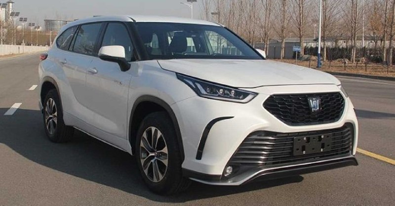 Toyota отзывает более 560 тысяч кроссоверов из-за дефекта сидений 2