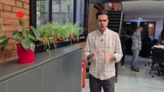 🎦 שני קולות, פרויקט אחד; איך נולד הילד הלא חוקי של BBC Farsi?