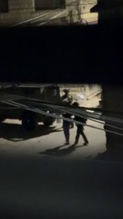 הרגע בו עצרו כוחות הכיבוש צעיר לאחר שיחידה מיוחדת חדרה לביתו באזור אל-ביאדר שבשכונה המזרחית בג'נין.
