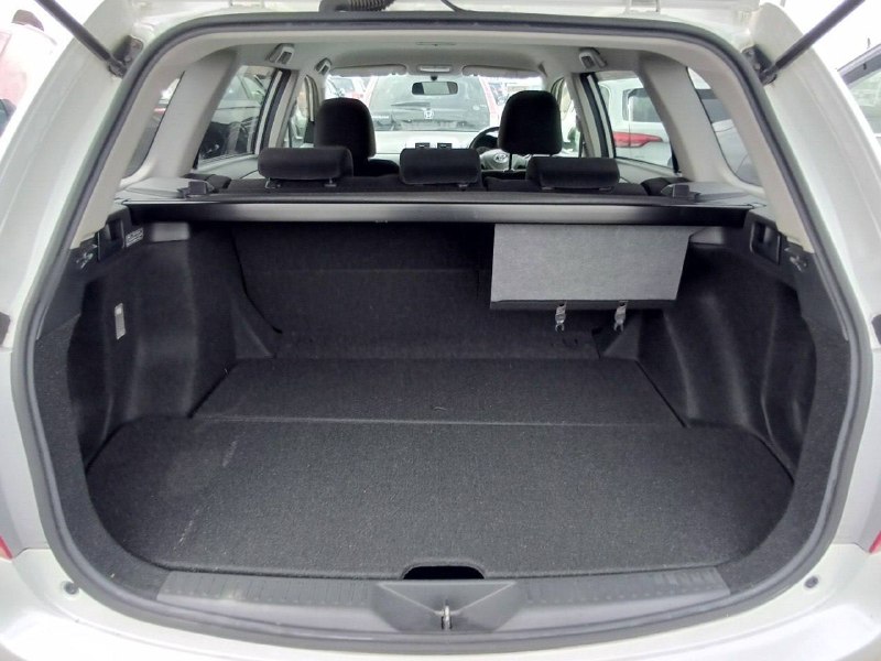 Toyota Corolla Fielder 2012 фото 8