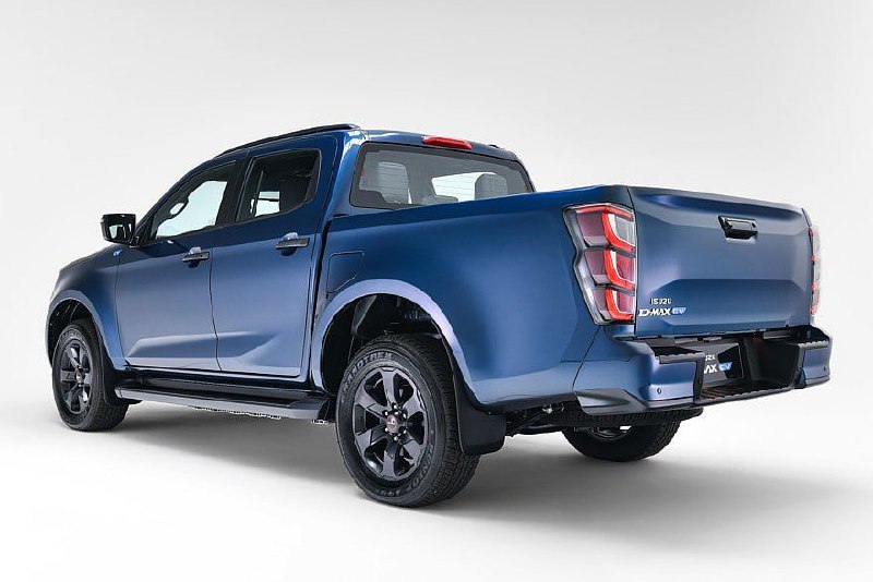 Isuzu запускает производство электрического пикапа D-MAX EV для Европы 3