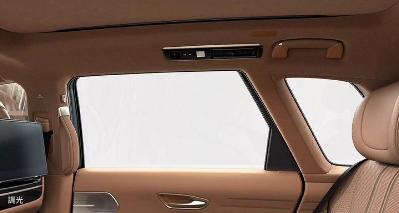 Toyota Century получил стекла с регулируемой тонировкой 3