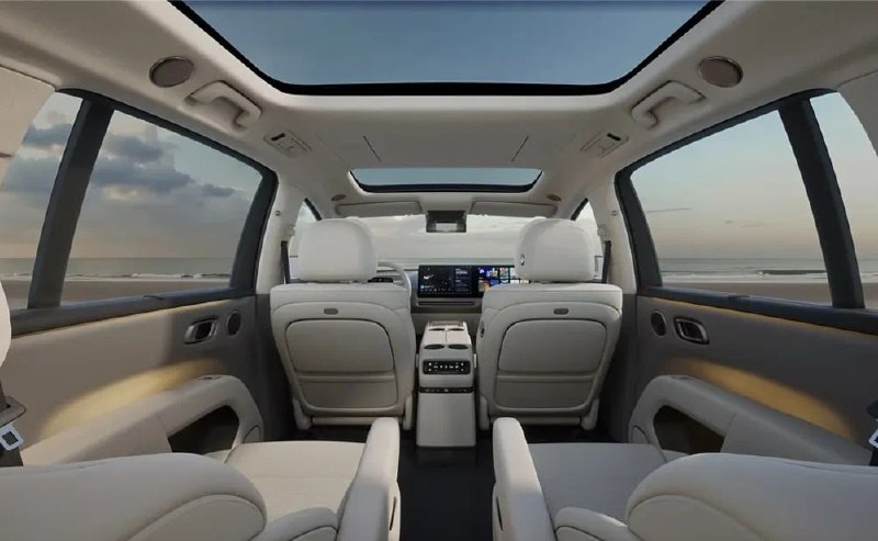 Новый Li Auto i8 — шесть мест, три экрана и зарядка за 10 минут 2