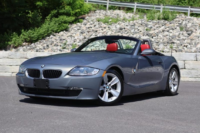 Сегодня мы хотим поделиться с вами интересной находкой - BMW Z4 2007 года с проб