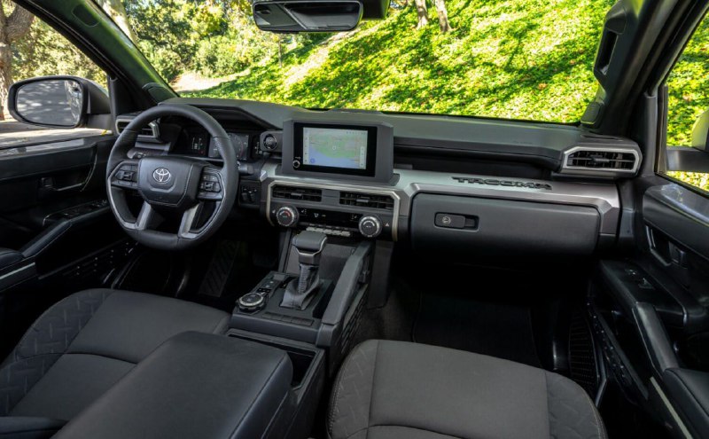 Toyota раскрыла комплектации и цены пикапа Tacoma 2024 9