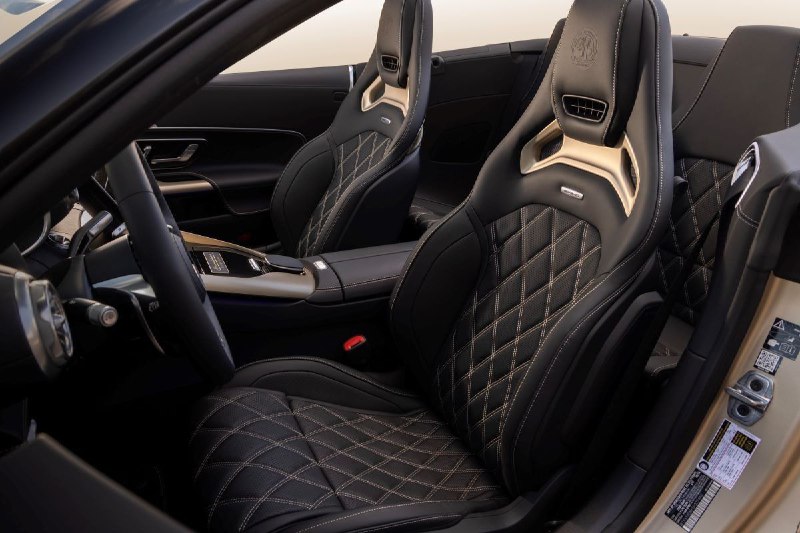 Mercedes-AMG SL 63 получил эксклюзивную золотую версию 6