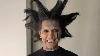 Рэпера Ганвеста могут признать иноагентом после обращения Екатерины Мизулиной в Минюст. Также его оштрафовали на 95к за трек "Вика любит пэпэ 2".На творчество Руслана Гоминова (да, шнейну зовут именно так) уже дважды обращали внимание в полиции. Первый раз