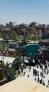 🎦 עולי רגל נושאים תפילות לאימאם של האומה בין שני המקדשים