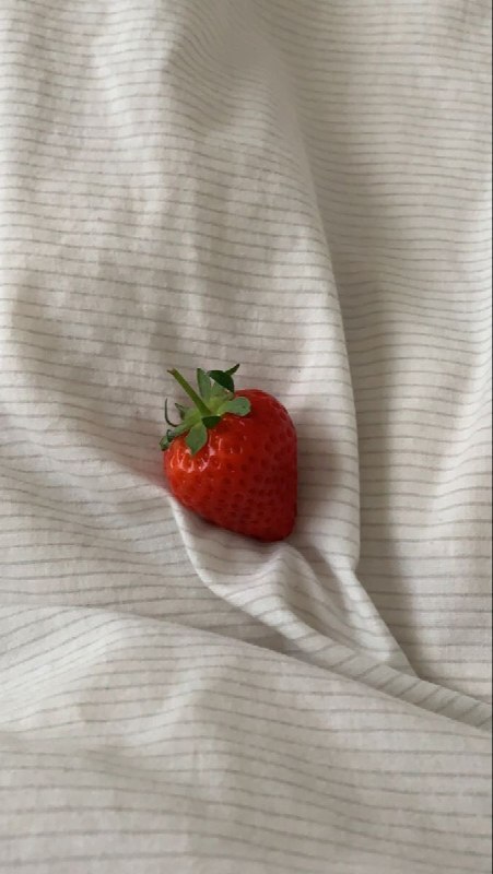 بکگراند کیوت🍓 ִֶָ ִֶָ: 「️🤍🍓」• @background_Cute•「️🤍🍓」• @background_Cute•