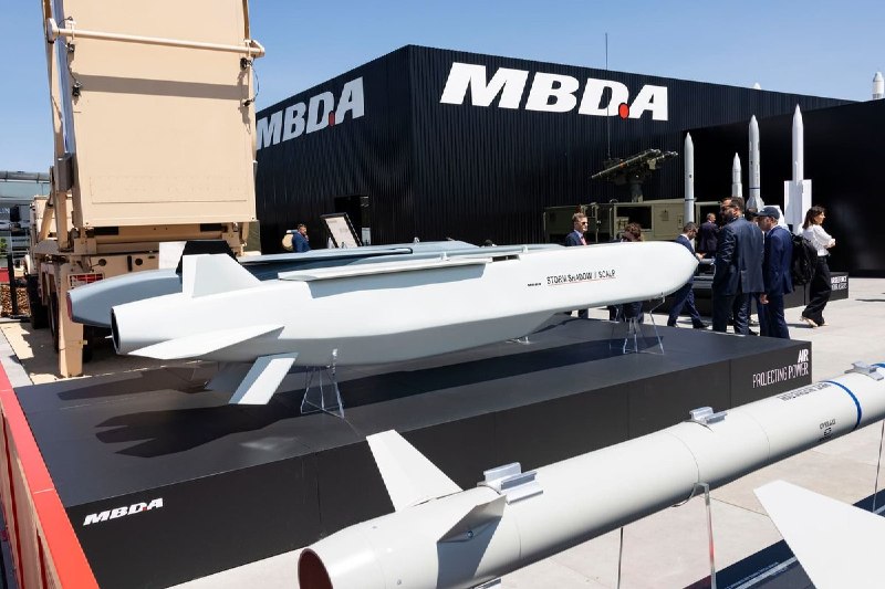 בריטניה אישרה את MBDA לחלוק נתונים טכניים מסווגים עם אוקראינה בנוגע לרכיבים הבריטיים המשמשים בטילי SCALP אר…