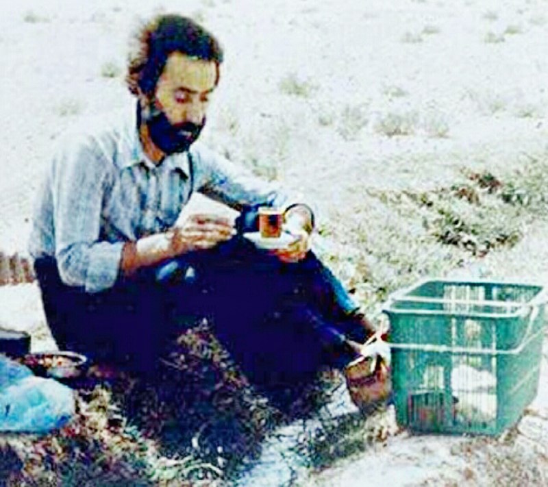 ردپای تاریخ: نه تو میمانی و نه اندوه . . .به حباب نگران لب یک رودقسم و به کوتاهی آن لحظه شادی که گذشت، غصه هم میگذرد...🆔 @Iran5Hist