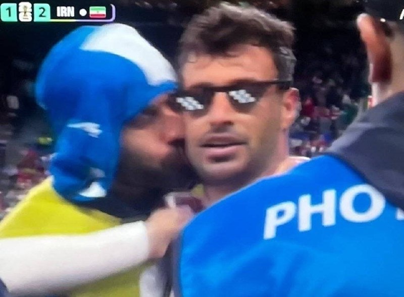 فوتبالی باشیم: ⚽️ اگه اون گل شجاع آفساید نمیشد یه خداداد عزیزی واسه ۱۵ سال آینده رزرو داشتیم...پس خداروشکر که نشد.@Footbali_bashim