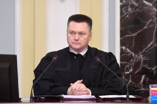 Интеграцию ИИ в судебную систему обсудили представители стран БРИКС. Игорь Краснов рассказал, что РФ планирует внедрить технологию на всех этапах судопроизводства  Во время форума председателей Верховных судов стран БРИКС, который проходил 4–6 сентября в И