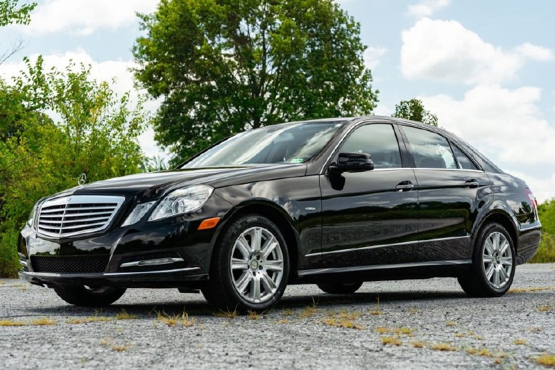 Сегодня мы хотим поговорить о Mercedes-Benz E350 BlueTEC 2012 года выпуска 🚗. Э