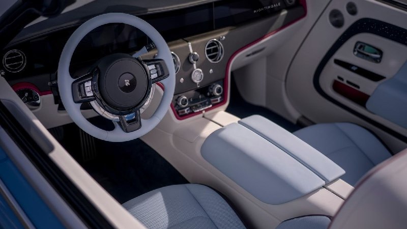 Rolls-Royce показал электрический кабриолет за $9,5 млн 4