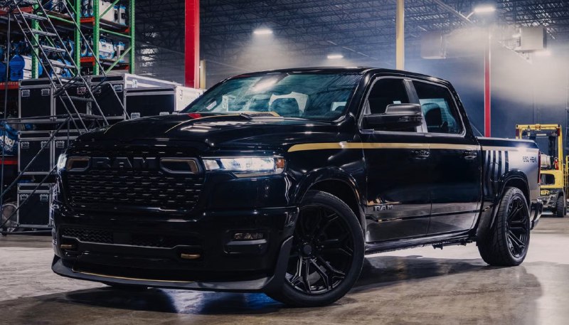 Ram выпустил спецверсию пикапа 1500 Исполнение Lowered создано при участии Fox F
