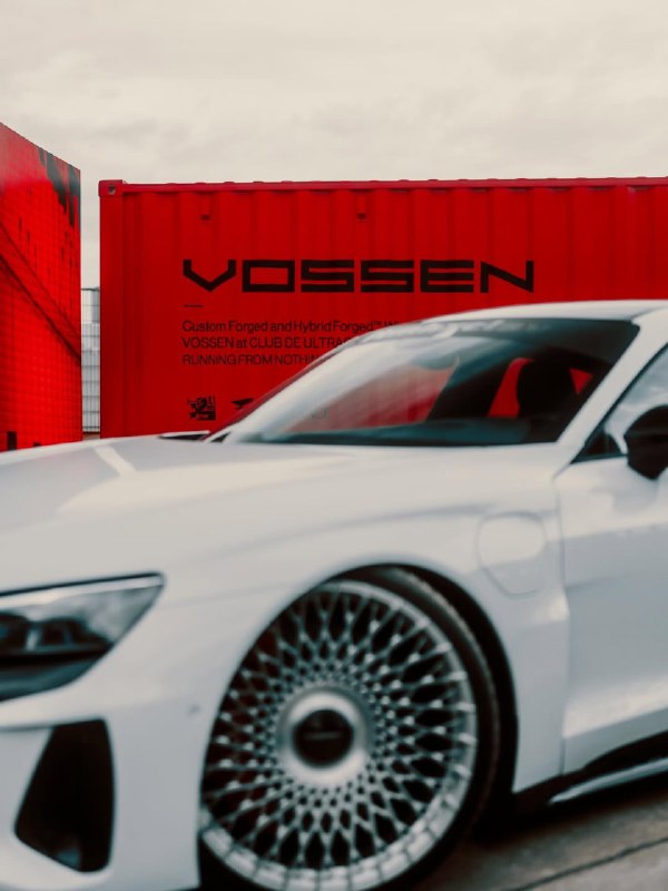 Audi E-Tron GT на дисках Vossen S21-11T с матовым глянцевым прозрачным покрытием. 7