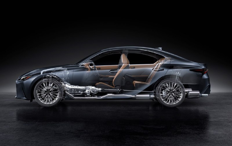 Компания Lexus обновила седан IS 2