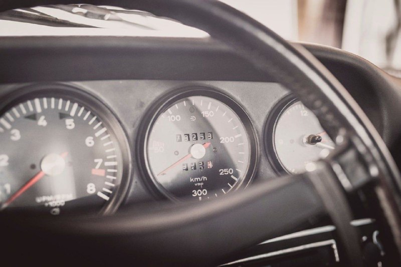 Porsche 911 2.7 RSH '1973 1 of 17 4