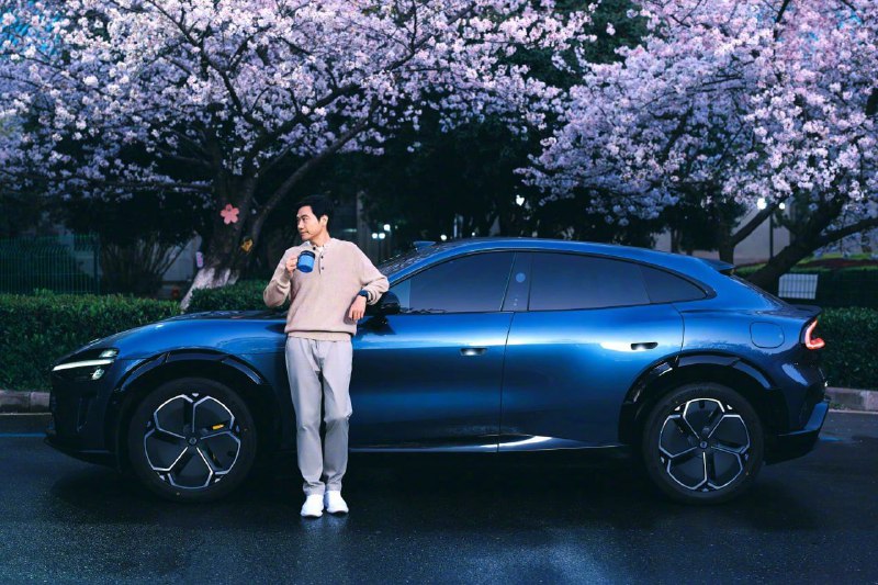Xiaomi отметит юбилей премьерой флагманского электрокроссовера YU7 3