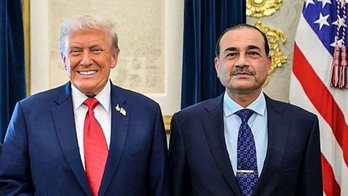 خبرفوری: 🔺️تسنیم : تماس تلفنی فرمانده ارتش پاکستان با ترامپتسنیم نوشت : 🔹️ رویترز به نقل از منابع خود اعلام کرد که عاصم منیر فرما