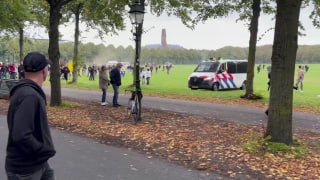 🎥 The Hague police clash with immigration protesters
