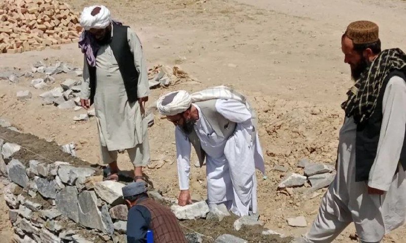 خبرگزاری صدای افغان (آوا): 🛑آغاز پروژه آبرسانی به ارزش ۵.۹ میلیون افغانی در پروان؛ ۳۰۰ خانواده از آب صحی بهرهمند میشوند🔸ریاست احیا و انکشاف دهات