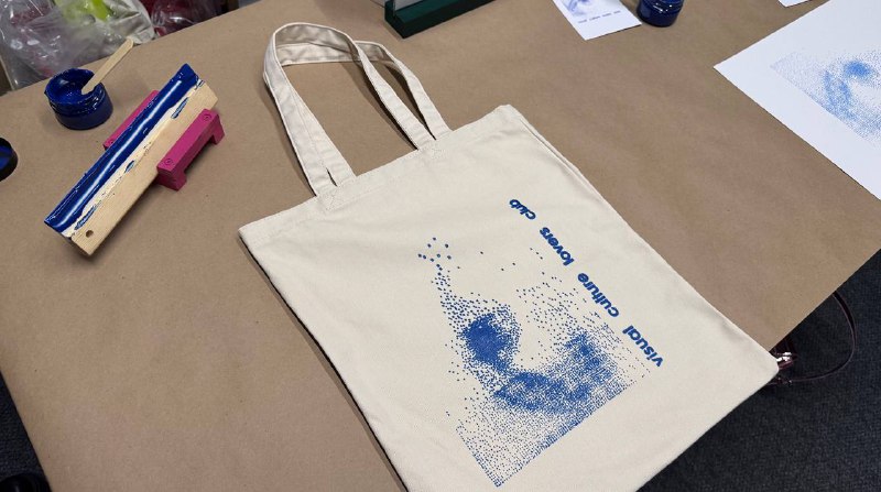 «Быть частью визуальной культуры»Я в гостях у фотостудии STATION studio. Место, в котором создаются лица многих брендов и компаний Санкт-Петербурга и не только. Пространство, в котором я и мои коллеги чувствуют себя как рыбы в воде! Мы большое комьюнити, the way you see.Надеюсь и хочется верить, теперь 26.09 — это традиция 🫵🏻💙«Быть частью визуальной культуры»Я в гостях у фотостудии STATION studio. Место, в котором создаются лица многих брендов и компаний Санкт-Петербурга и не только. Пространство, в котором я и мои коллеги чувствуют себя как рыбы в воде! Мы большое комьюнити, the way you see.Надеюсь и хочется верить, теперь 26.09 — это традиция 🫵🏻💙