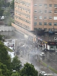 В Москве взорвался автомобиль. Это второй случай за сутки  Взрыв произошел в районе Коньково на юго-западе российской столицы, сообщили msk1.ru и «Осторожно, Москва».  Машина, как утверждается, взорвалась на парковке на пересечении улиц Введенского и Бутле