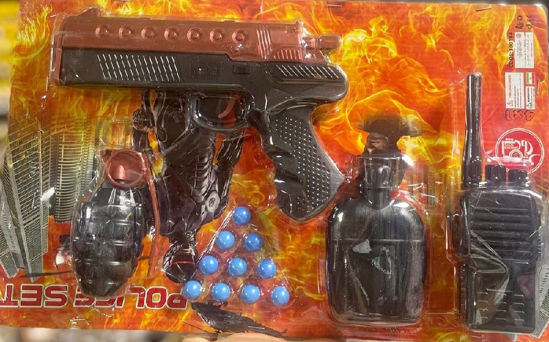 NOVIN TOYS: 💠 ست کلت و لوازم روکارتی اسپادان 📦 کارتن: ۳۶ تایی💵 قیمت فروش ویژه: ۲۱۰۰۰۰ تومان📌 کانال: https://t.me/TOYS_NOVIN👤 سفارش: 