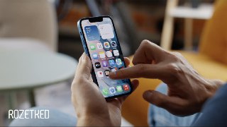 Выходит новая iOS — самое время замедлить iPhone! Или нет?Провели большое сравнение автономности разных iPhone на разных iOS. Посмотрели на старенькие iPhone SE (2022) и 13 mini, а также на новые iPhone 16 Pro/Pro Max и 16e — как они держат батарейку на iO