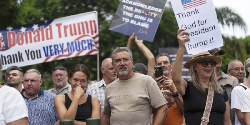 49 white South Africans depart for the U.S. in first group to take Trump refugee relocation offer