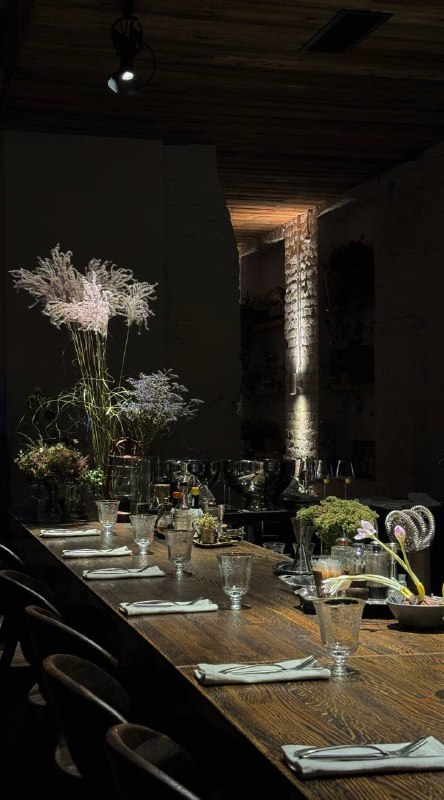 Это было так вкусно, что на последнем фото видно, как я выкатывалась из заведения. Спасибо команде «Grebeshki» за гостеприимство и вкусный ужин 🤤P.S. Лизе — морепродукты, для меня — говядина 💘Это было так вкусно, что на последнем фото видно, как я выкатывалась из заведения. Спасибо команде «Grebeshki» за гостеприимство и вкусный ужин 🤤P.S. Лизе — морепродукты, для меня — говядина 💘