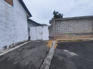 Chuqursoyda uchastka sotiladi