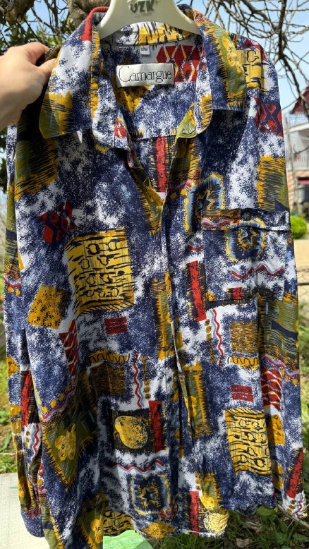 Рубашка Camargue S/M. В идеальном состоянии. Ткань не плотная, мягкая вискоза 100%. Очень красочный — фото 1