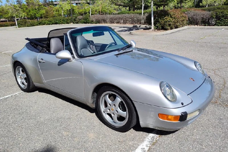На рынке коллекционных Porsche 911 снова что-то зашевелилось. Зарубежные источни