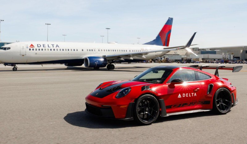 Porsche 911 GT3 RS доставит опаздывающих пассажиров на рейс за 240 000 $ 3