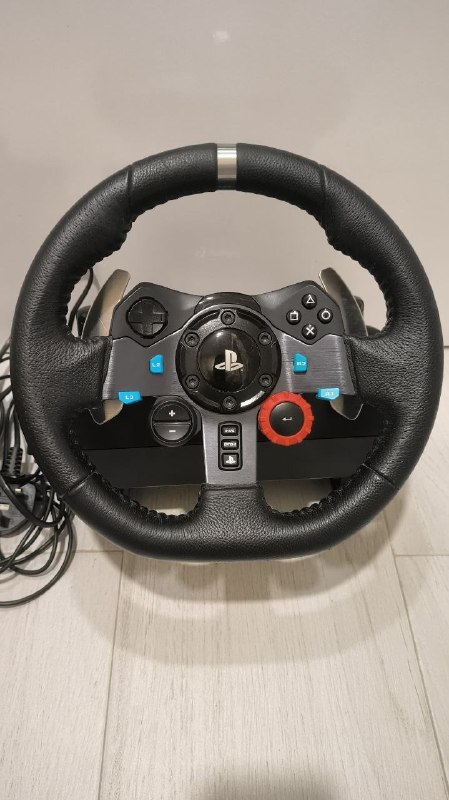 Продам игровой руль Logitech G29