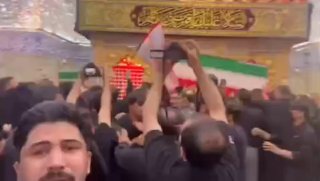 🎦 תמונות של הלוויה של משפחתו של מנהיג איראן ההרוג במקדש הזראט אבא פאזל (AS)