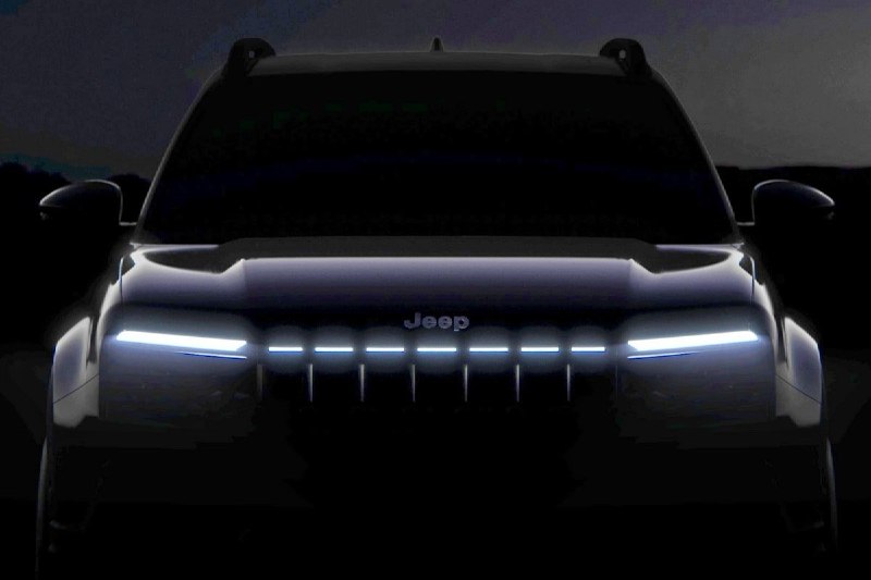 Jeep анонсировал обновленный Avenger