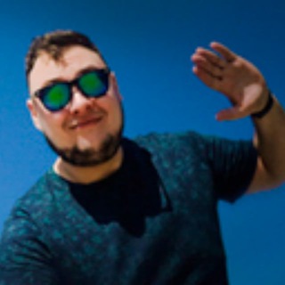 Telegram profile photo for Миша Кирсанов ✈️ Петербург и путешествия