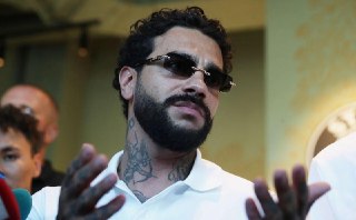 ЕС ввел санкции против рэпера Тимати и директора Эрмитажа Михаила Пиотровского, сообщается в журнале ЕС.Всего в 20-й пакет санкций включили 120 физлиц и компаний. Согласовав новый пакет санкций, ЕС также одобрил выделение Украине кредита в 90 миллиардов ев